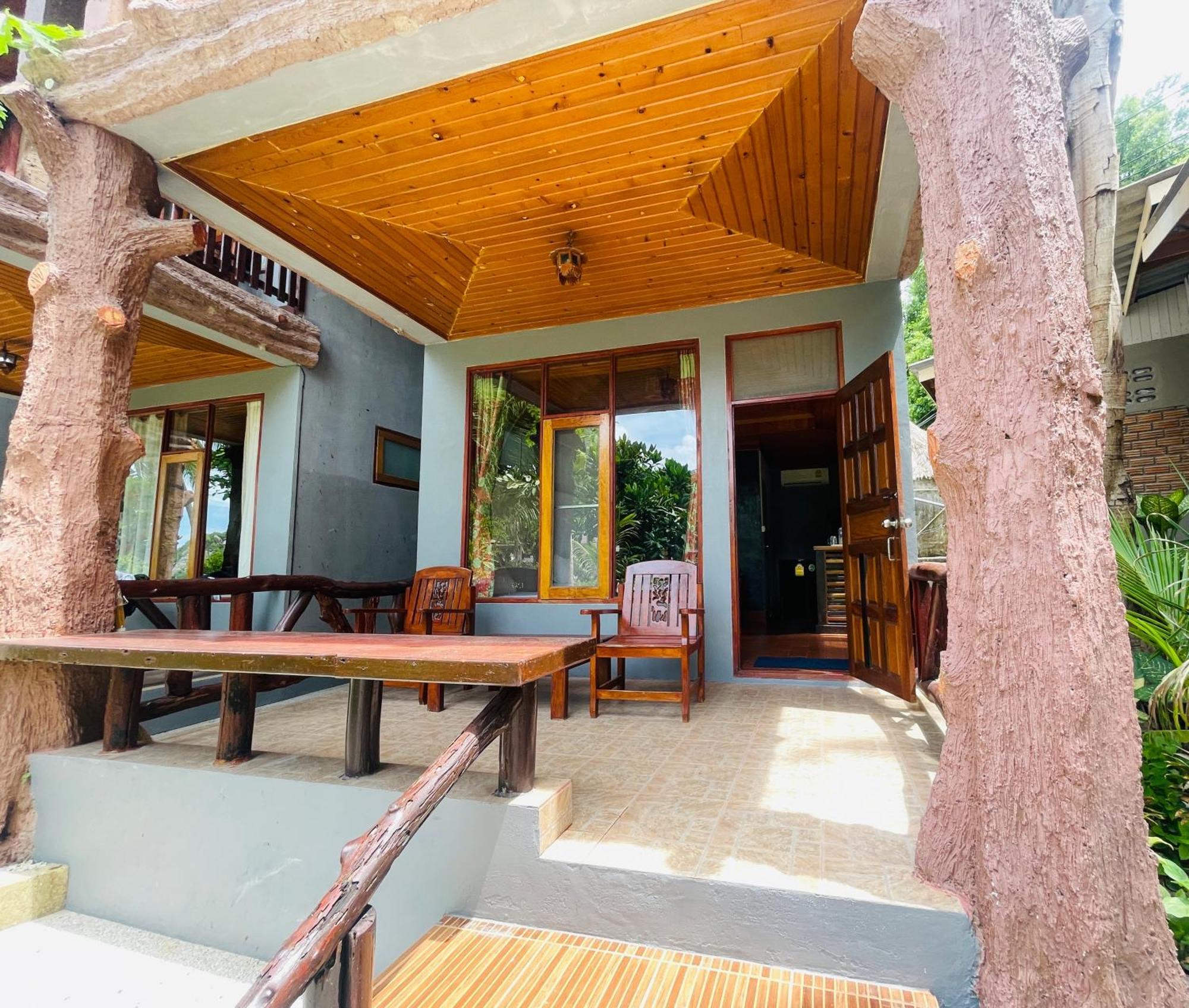 Big Fish Resort Koh Tao Exterior photo